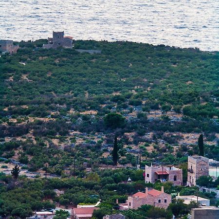 Guesthouse Toxotis Pírgos Dhiroú Dış mekan fotoğraf