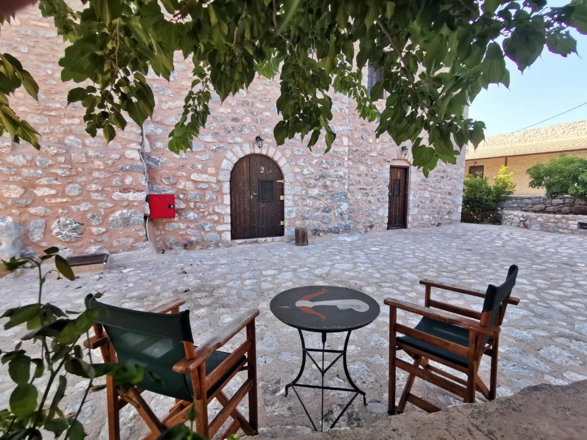 Guesthouse Toxotis Pírgos Dhiroú Dış mekan fotoğraf