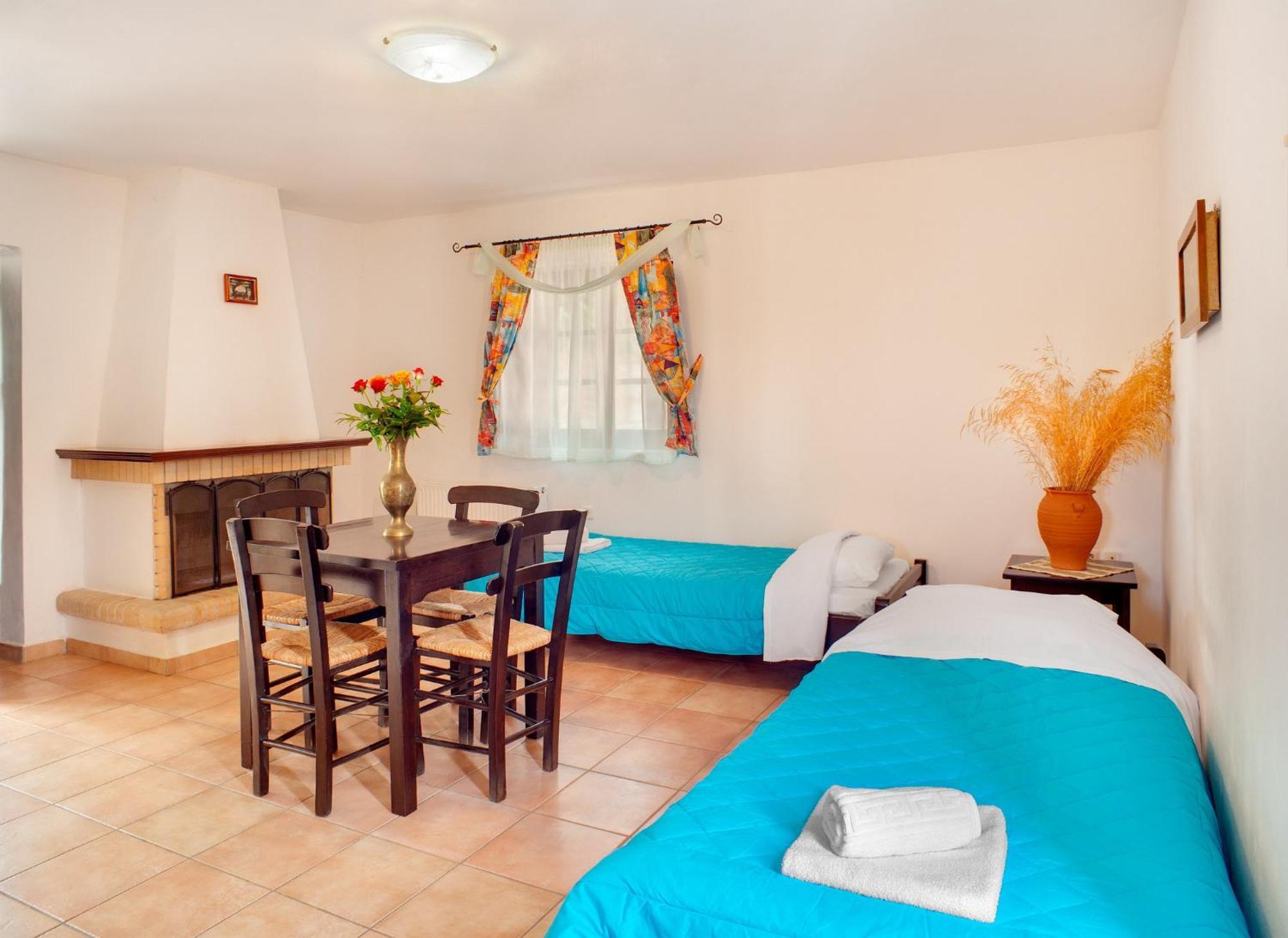 Guesthouse Toxotis Pírgos Dhiroú Dış mekan fotoğraf