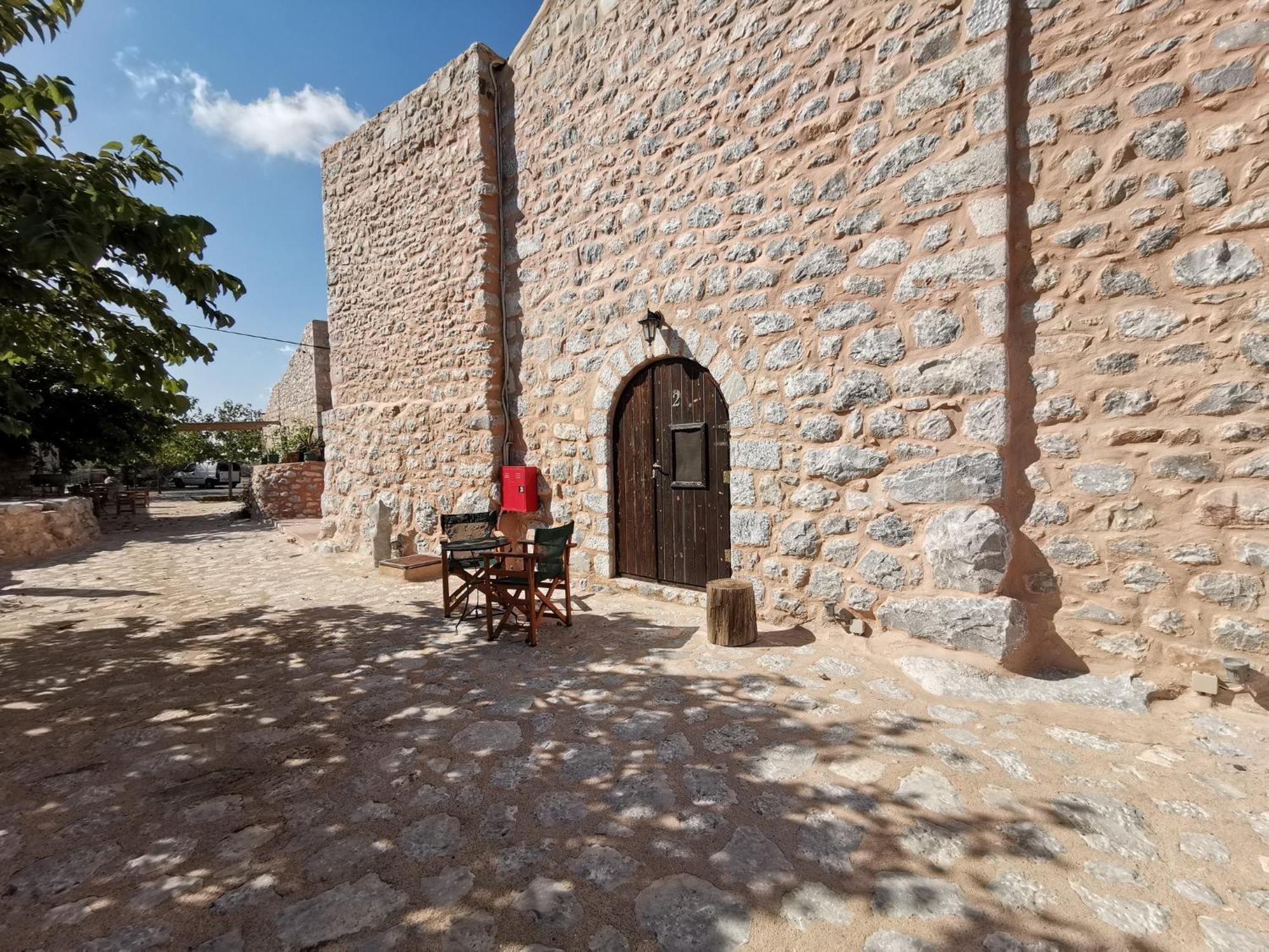 Guesthouse Toxotis Pírgos Dhiroú Dış mekan fotoğraf