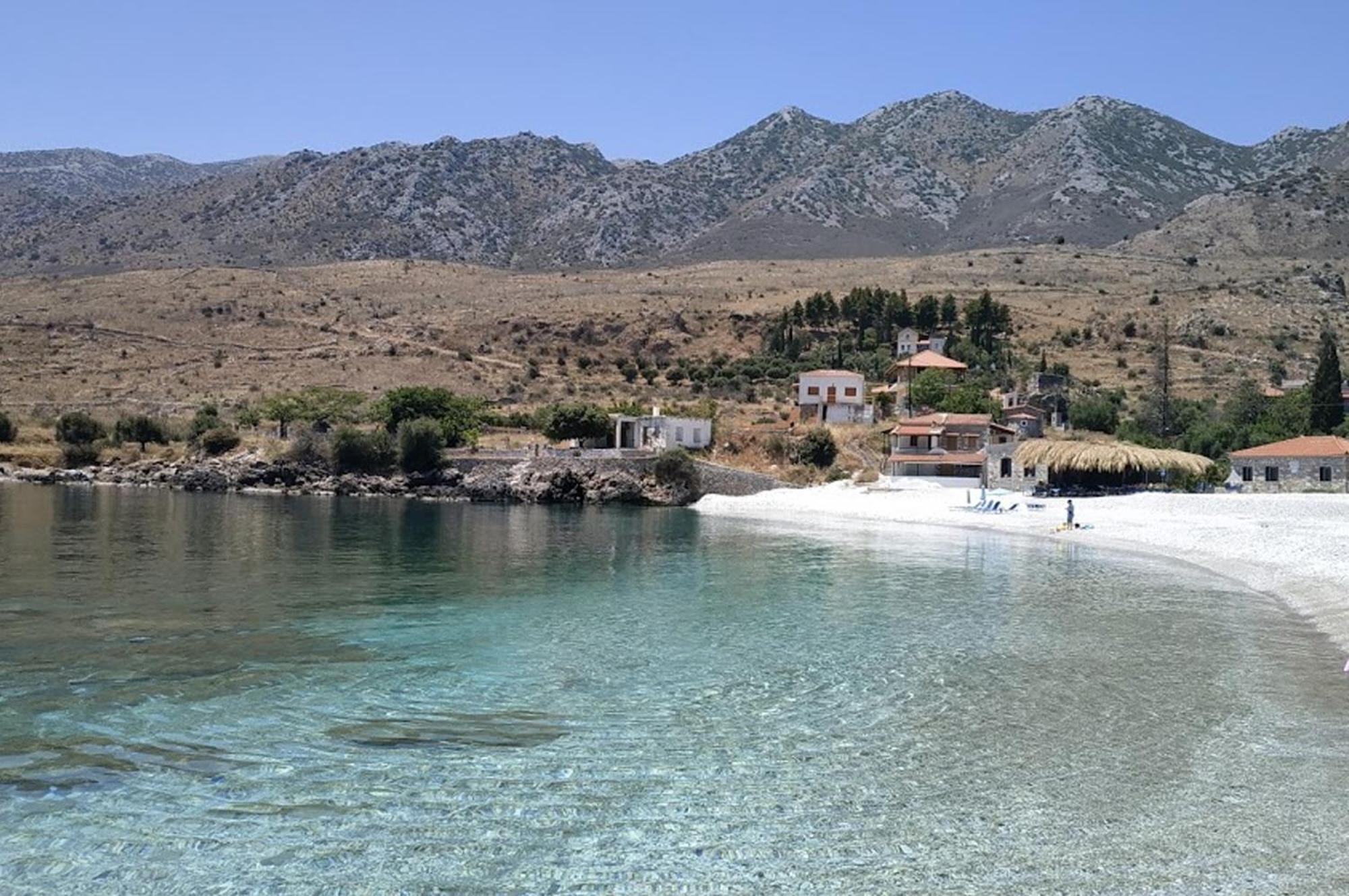 Guesthouse Toxotis Pírgos Dhiroú Dış mekan fotoğraf